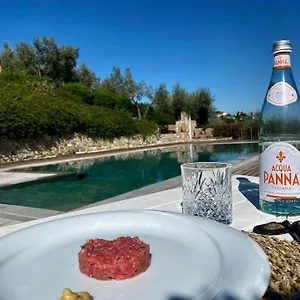  Affittacamere In Bb - Sottotono Agriturismo With Swimming Pool On Florence Surrounded By Greenery Italia